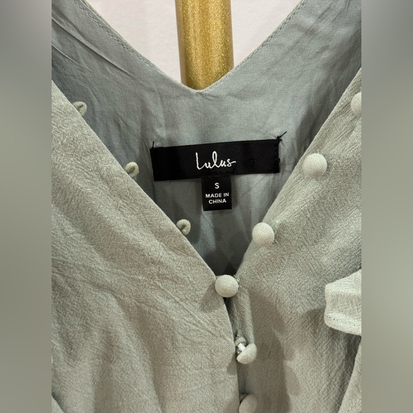 LULUβs β’ Sage Button-Detail Romper - Picture 6 of 10